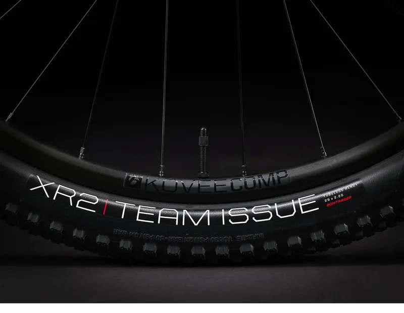 Trek Procaliber 9.6 29 Carbon XC Bike in Marigold Smoke Medium Large-4